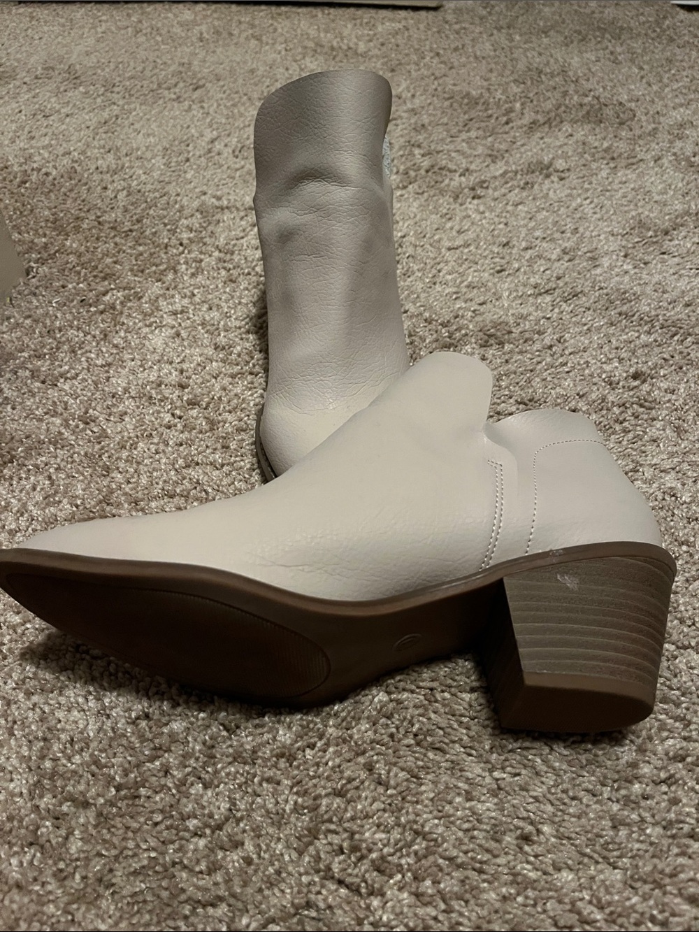 Cream booties - Picture 2 of 3